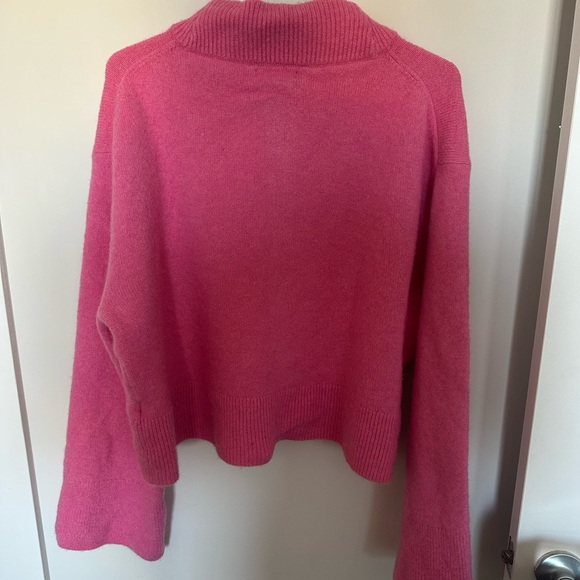 Pink Sweater - Picture 3 of 3